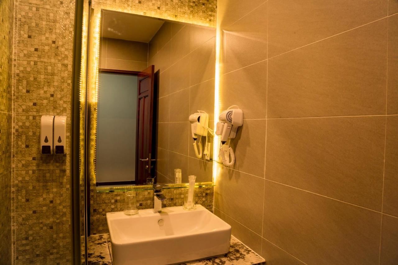 Dawn Villa Homestay Хойан Экстерьер фото